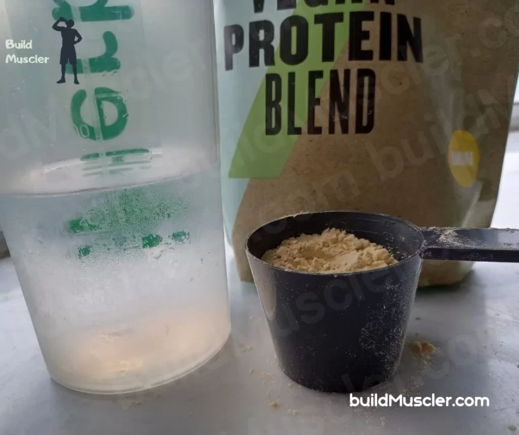 myprotein-vegan-protein-blend-scoop